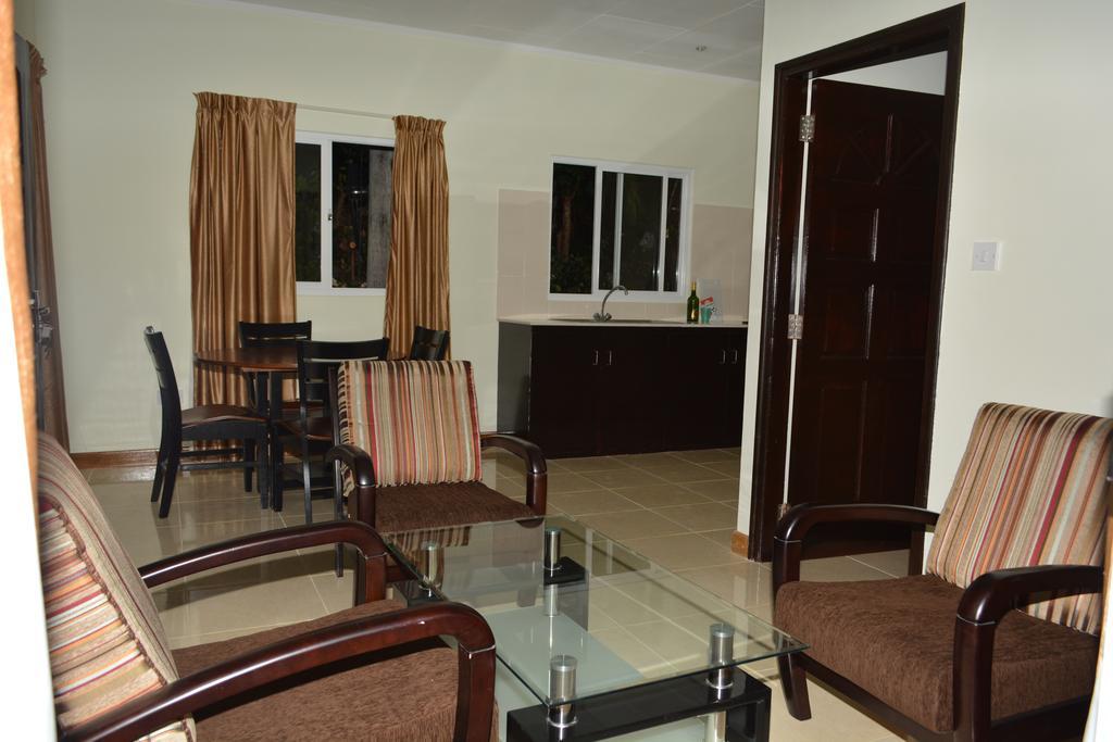 Appartement Sunset View Self Catering à Anse Boileau Chambre photo